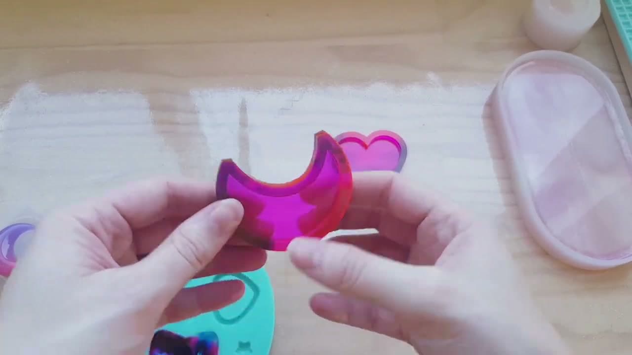 Step 8: Demold and Compare Results - How to Add Color to Resin